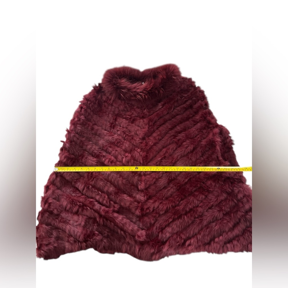 LN Dolce Cabo maroon fur cape shawl capelet one size S M L XL rabbit raccoon - Picture 7 of 7